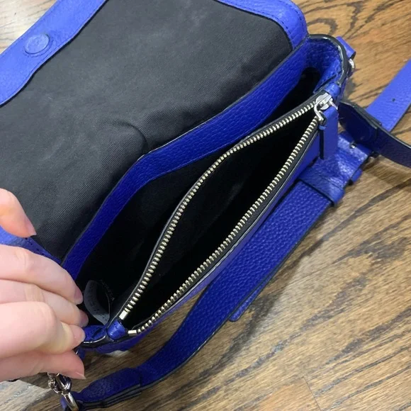 Like New Marc Jacobs Gotham City Crossbody Blue - Picture 10 of 16